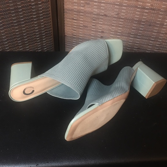 3inch Block Heel, Light weight Fabric Upper. Square Toe - Picture 8 of 10
